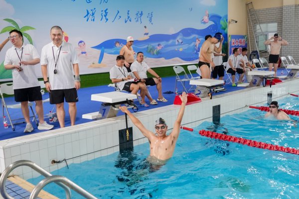 通弘网  “泳乡” 搭台连长三角！杨浦站赛事成群众体育交流新纽带
